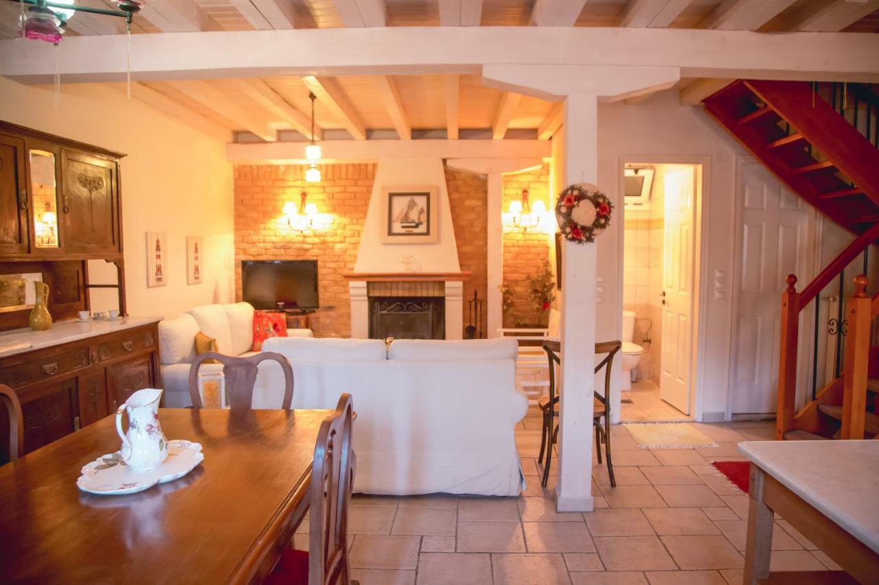 Traditional House In The Centre Of Vasiliki Екстер'єр фото
