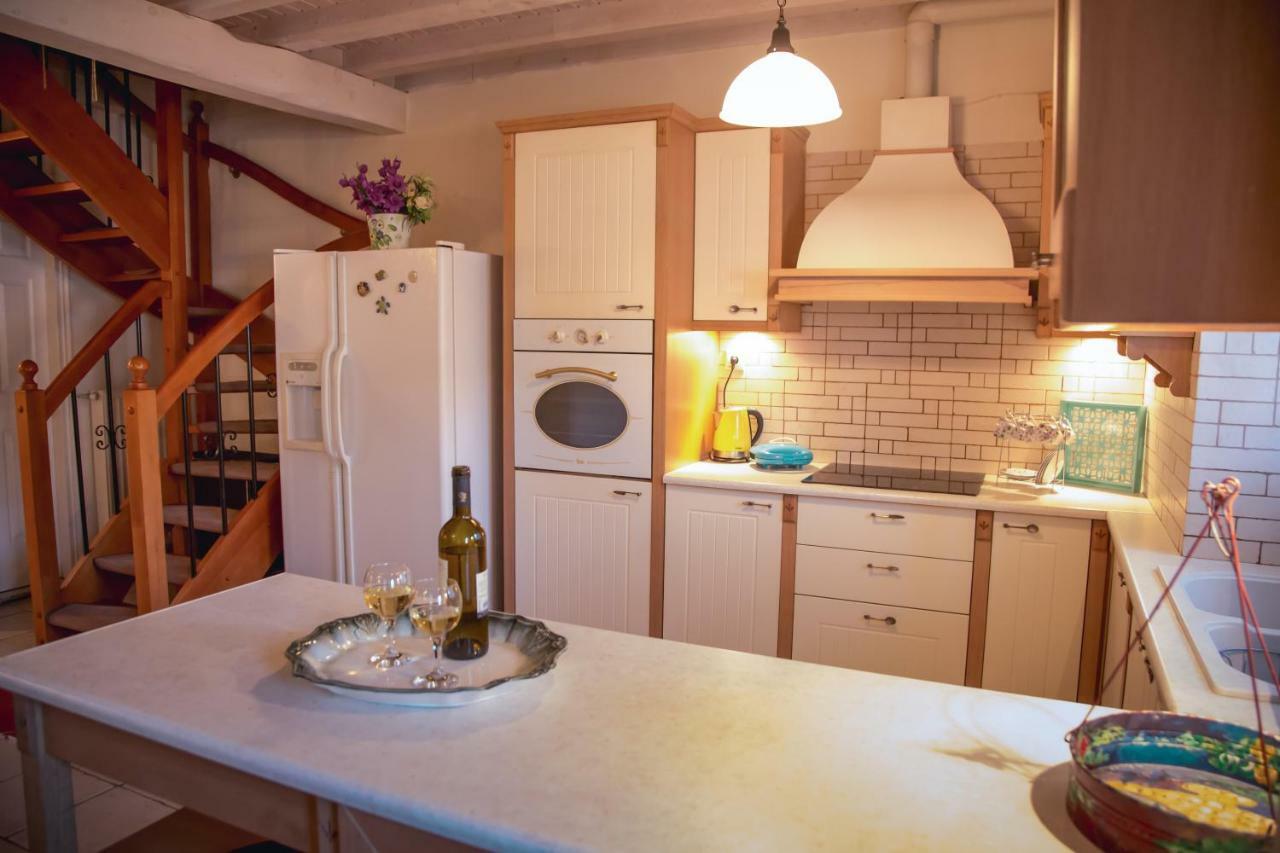 Traditional House In The Centre Of Vasiliki Екстер'єр фото