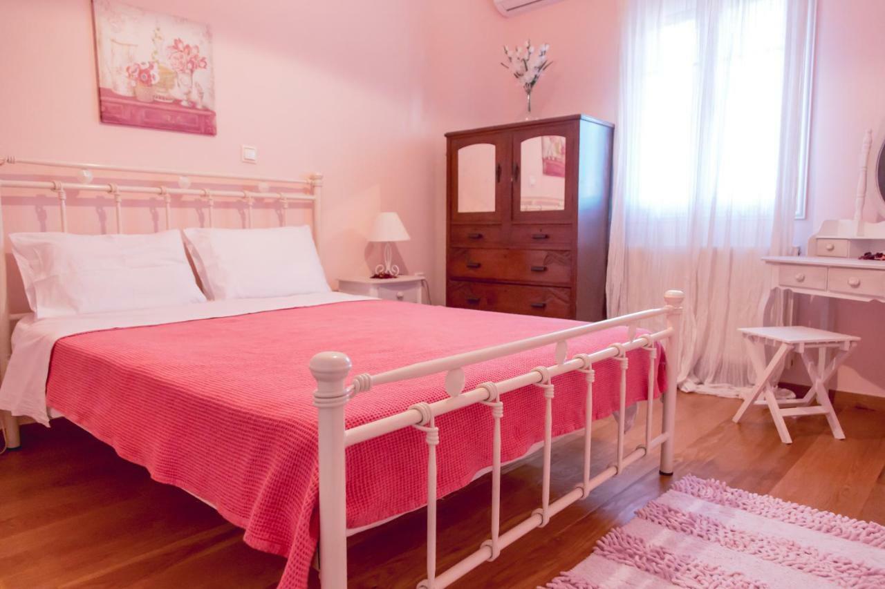 Traditional House In The Centre Of Vasiliki Екстер'єр фото
